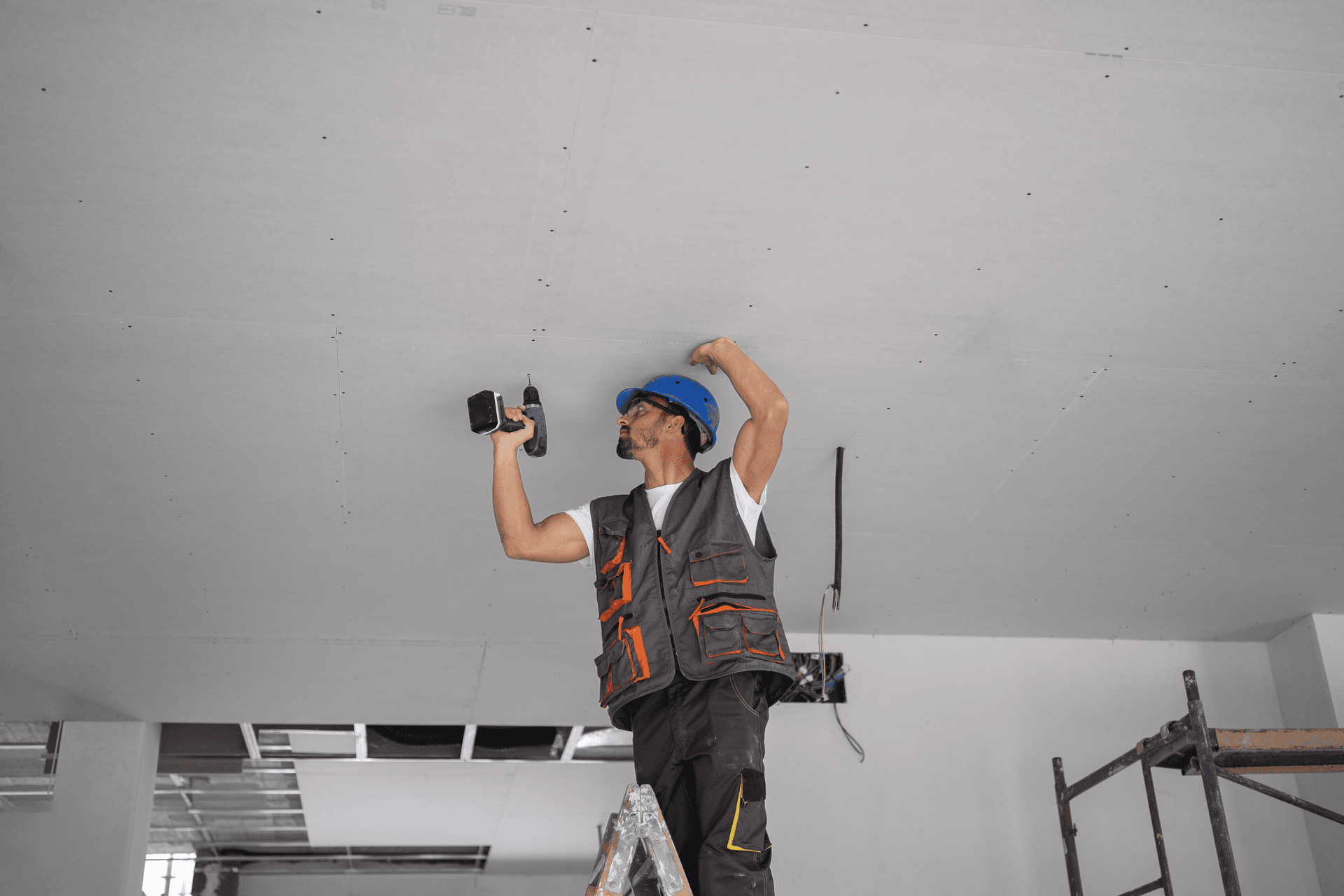 Forro em drywall com acabamento residencial